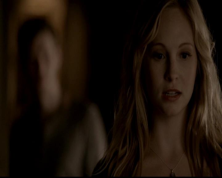 VampireDiariesWorld-dot-org_4x18AmericanGothic2070.jpg