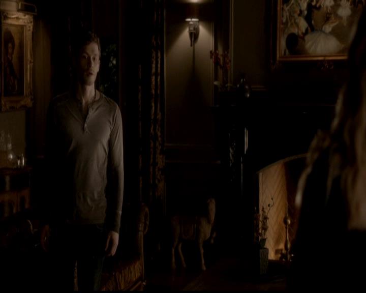 VampireDiariesWorld-dot-org_4x18AmericanGothic2083.jpg