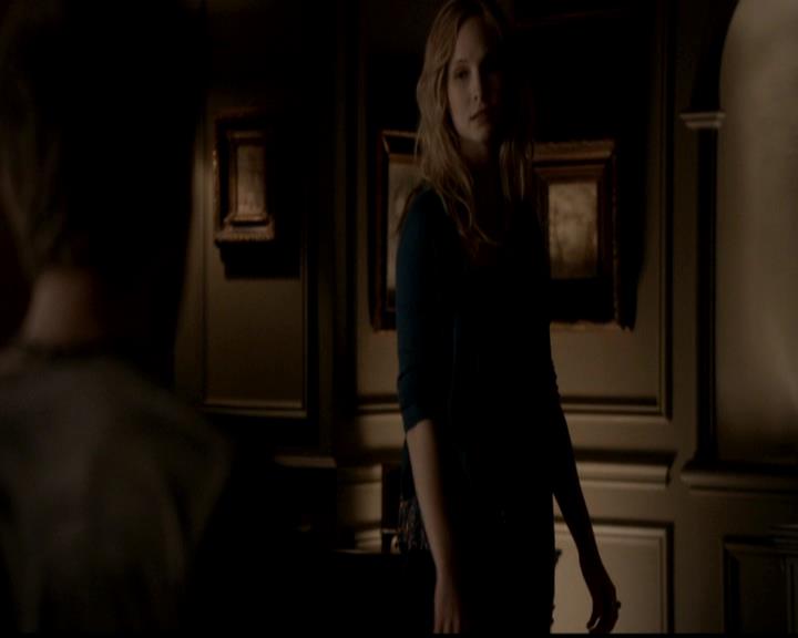 VampireDiariesWorld-dot-org_4x18AmericanGothic2085.jpg