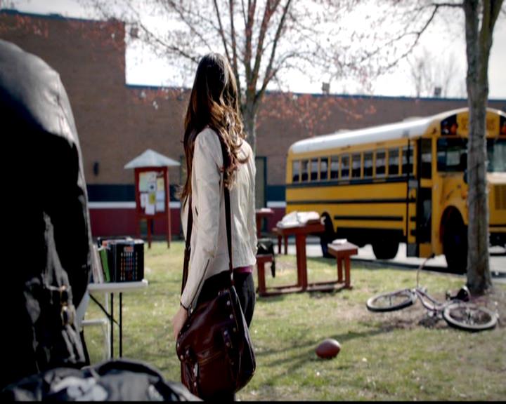 VampireDiariesWorld-dot-org_4x21ShesComeUndone0028.jpg