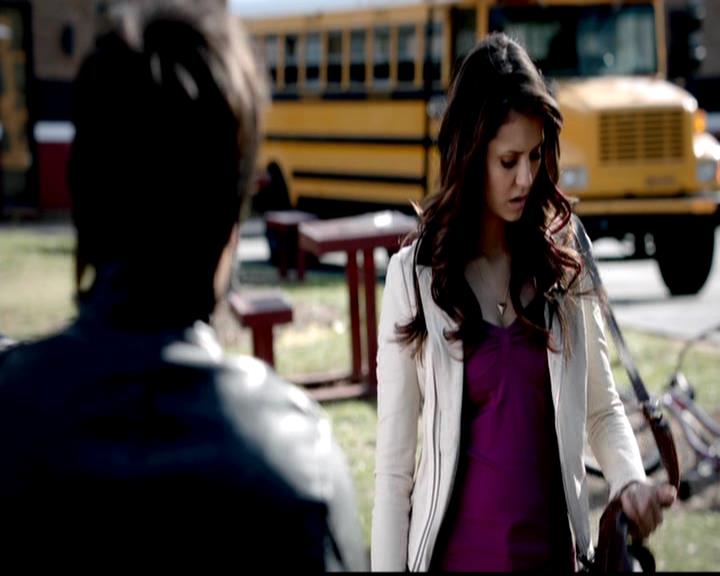 VampireDiariesWorld-dot-org_4x21ShesComeUndone0034.jpg