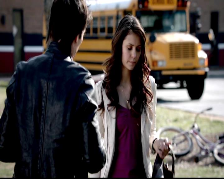 VampireDiariesWorld-dot-org_4x21ShesComeUndone0037.jpg