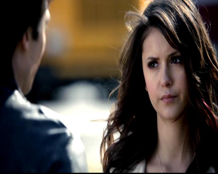 VampireDiariesWorld-dot-org_4x21ShesComeUndone0054.jpg