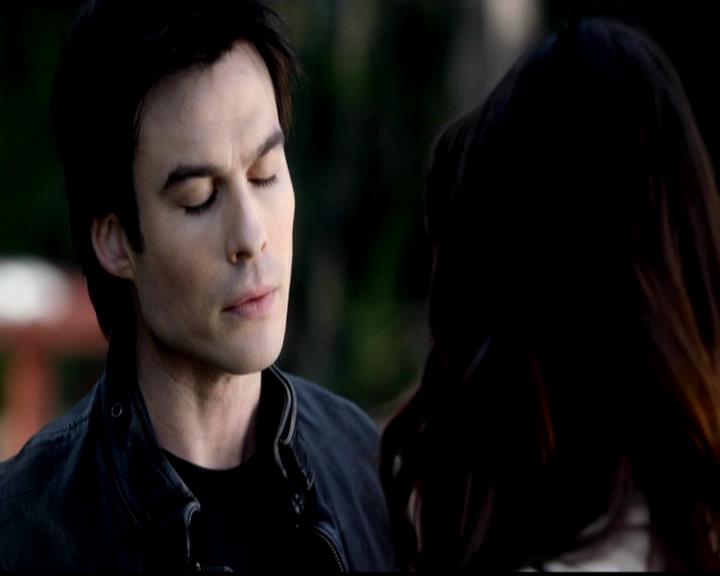 VampireDiariesWorld-dot-org_4x21ShesComeUndone0060.jpg