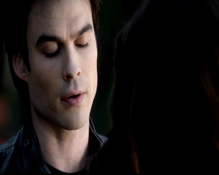 VampireDiariesWorld-dot-org_4x21ShesComeUndone0061.jpg