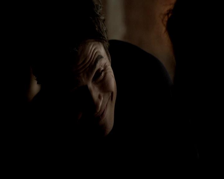 VampireDiariesWorld-dot-org_4x21ShesComeUndone0093.jpg