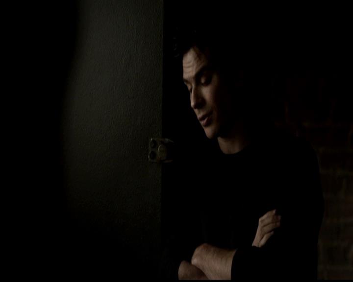 VampireDiariesWorld-dot-org_4x21ShesComeUndone0108.jpg