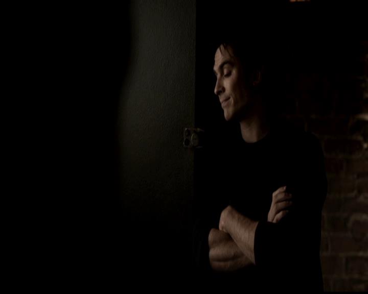 VampireDiariesWorld-dot-org_4x21ShesComeUndone0118.jpg