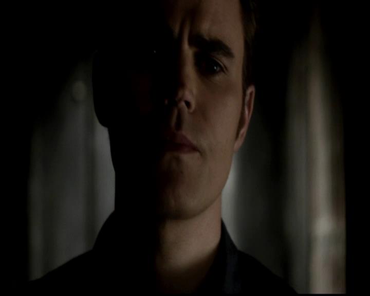 VampireDiariesWorld-dot-org_4x21ShesComeUndone0121.jpg