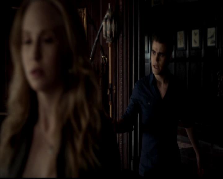 VampireDiariesWorld-dot-org_4x21ShesComeUndone0129.jpg