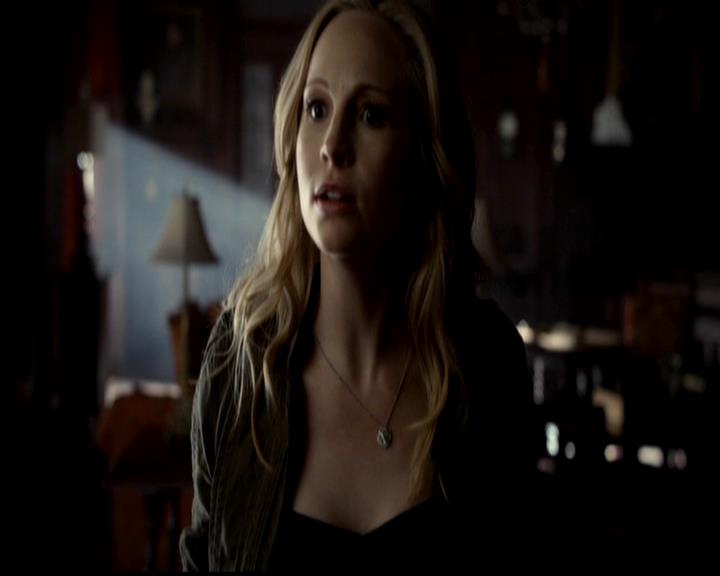 VampireDiariesWorld-dot-org_4x21ShesComeUndone0133.jpg