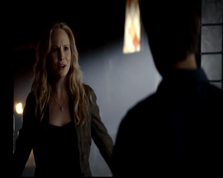 VampireDiariesWorld-dot-org_4x21ShesComeUndone0143.jpg