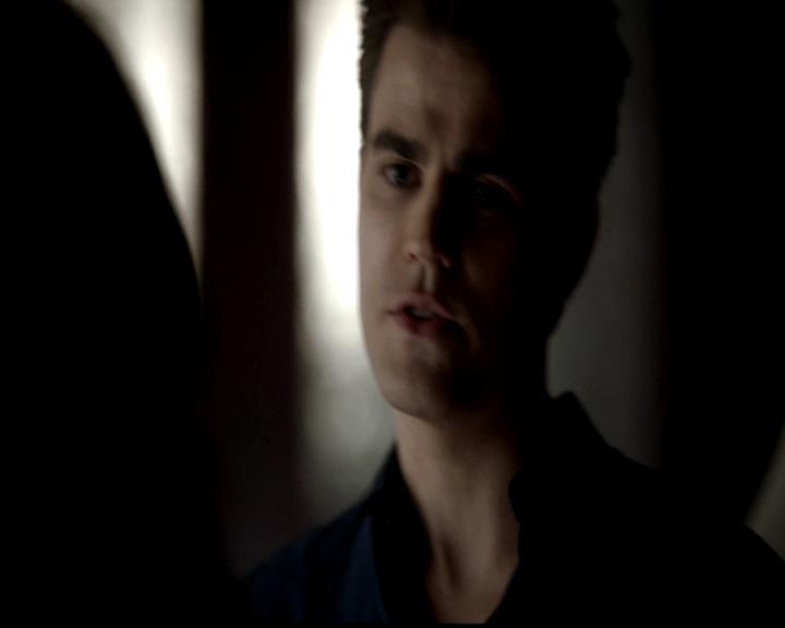 VampireDiariesWorld-dot-org_4x21ShesComeUndone0145.jpg