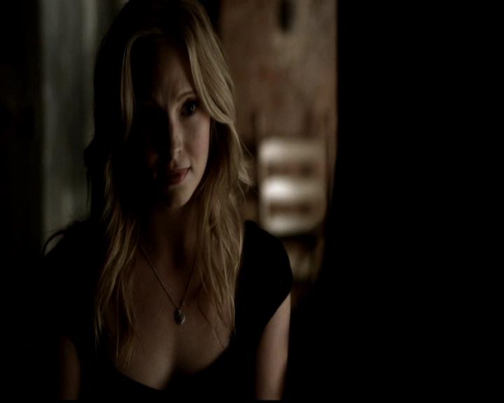 VampireDiariesWorld-dot-org_4x21ShesComeUndone0216.jpg