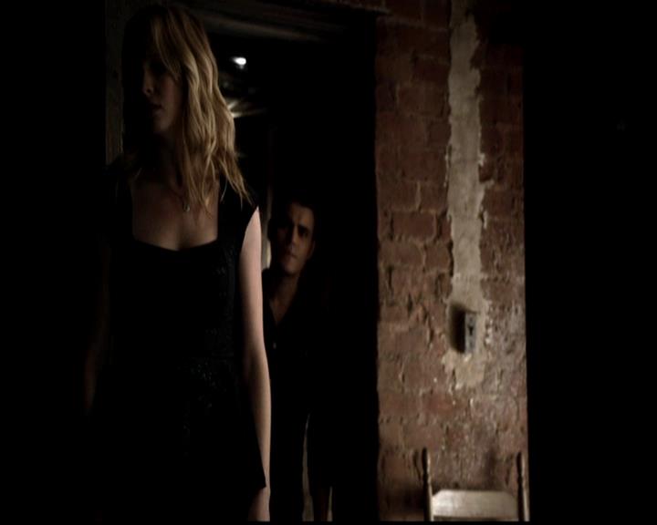 VampireDiariesWorld-dot-org_4x21ShesComeUndone0306.jpg