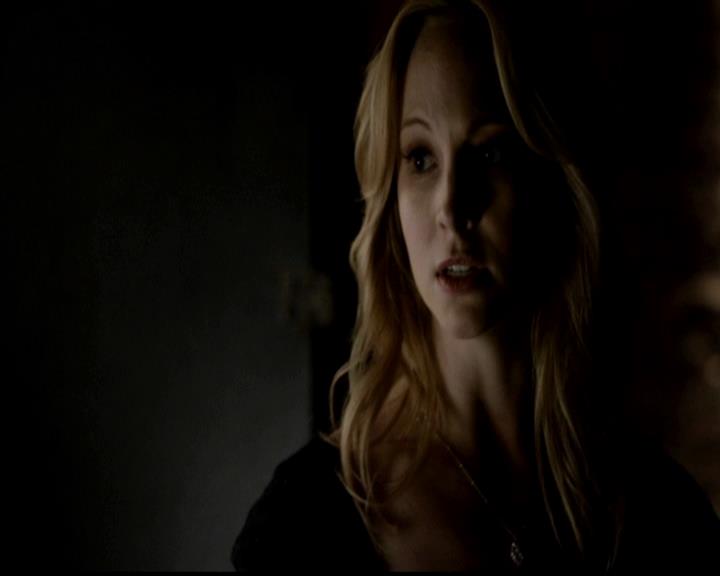 VampireDiariesWorld-dot-org_4x21ShesComeUndone0308.jpg