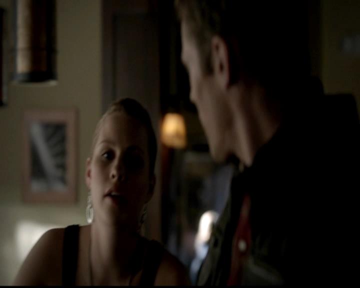 VampireDiariesWorld-dot-org_4x21ShesComeUndone0329.jpg