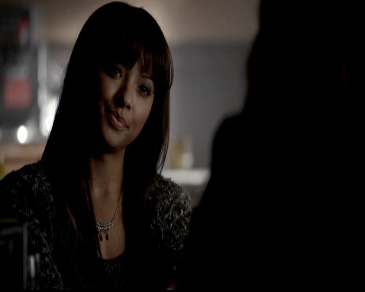 VampireDiariesWorld-dot-org_4x21ShesComeUndone0768.jpg