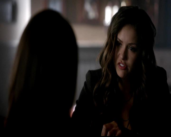 VampireDiariesWorld-dot-org_4x21ShesComeUndone0771.jpg