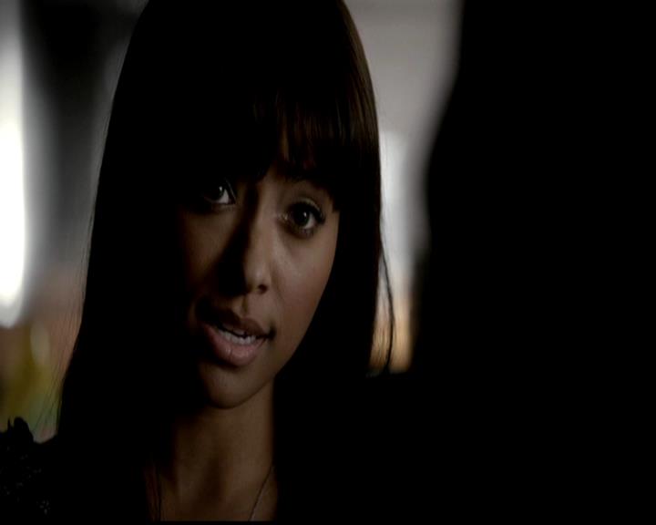 VampireDiariesWorld-dot-org_4x21ShesComeUndone0784.jpg