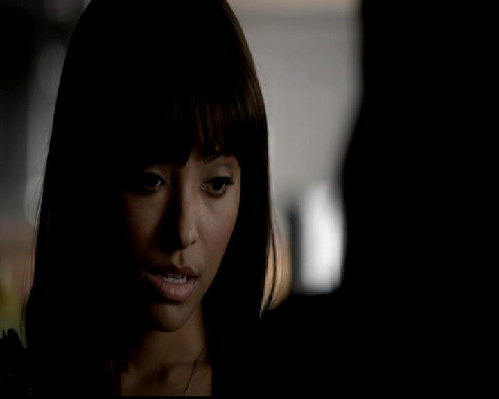 VampireDiariesWorld-dot-org_4x21ShesComeUndone0792.jpg