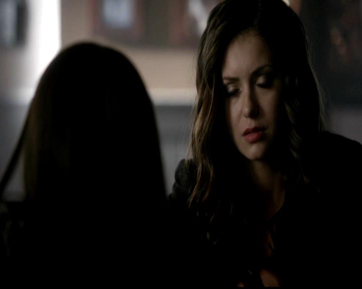 VampireDiariesWorld-dot-org_4x21ShesComeUndone0807.jpg