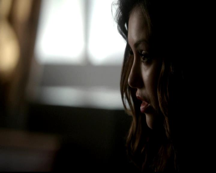 VampireDiariesWorld-dot-org_4x21ShesComeUndone0816.jpg