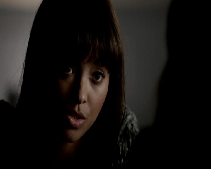 VampireDiariesWorld-dot-org_4x21ShesComeUndone0821.jpg