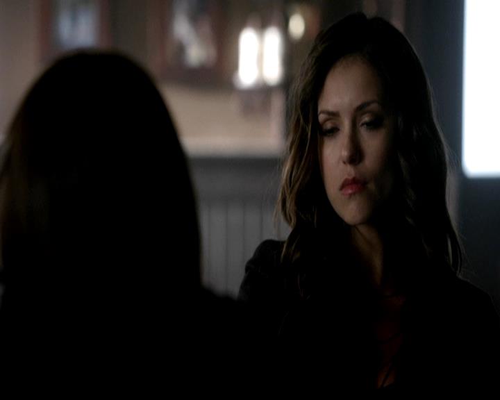 VampireDiariesWorld-dot-org_4x21ShesComeUndone0826.jpg