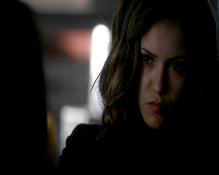 VampireDiariesWorld-dot-org_4x21ShesComeUndone0838.jpg