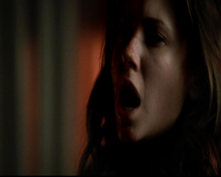 VampireDiariesWorld-dot-org_4x21ShesComeUndone0848.jpg