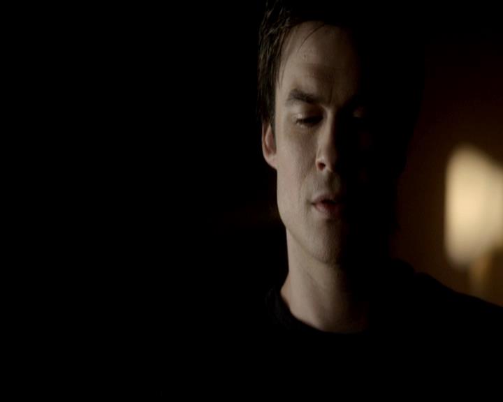 VampireDiariesWorld-dot-org_4x21ShesComeUndone0857.jpg