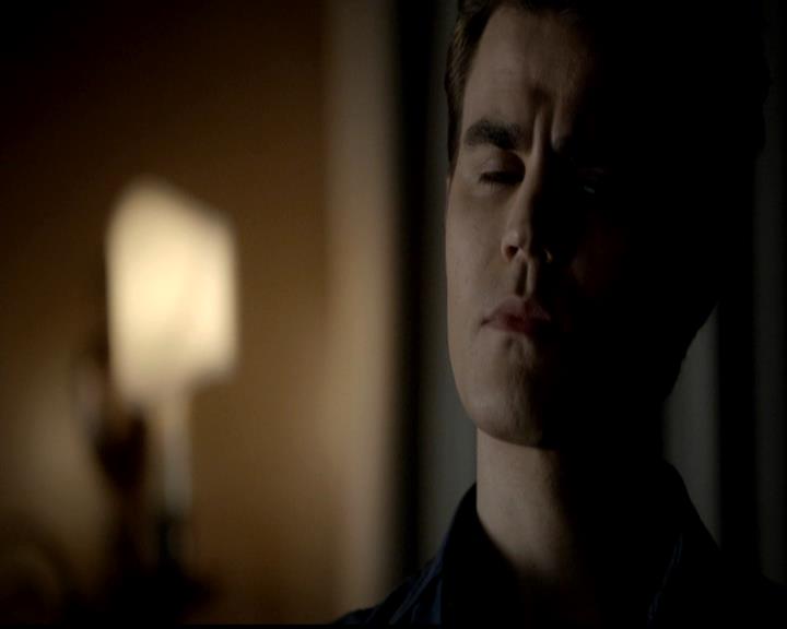 VampireDiariesWorld-dot-org_4x21ShesComeUndone0880.jpg