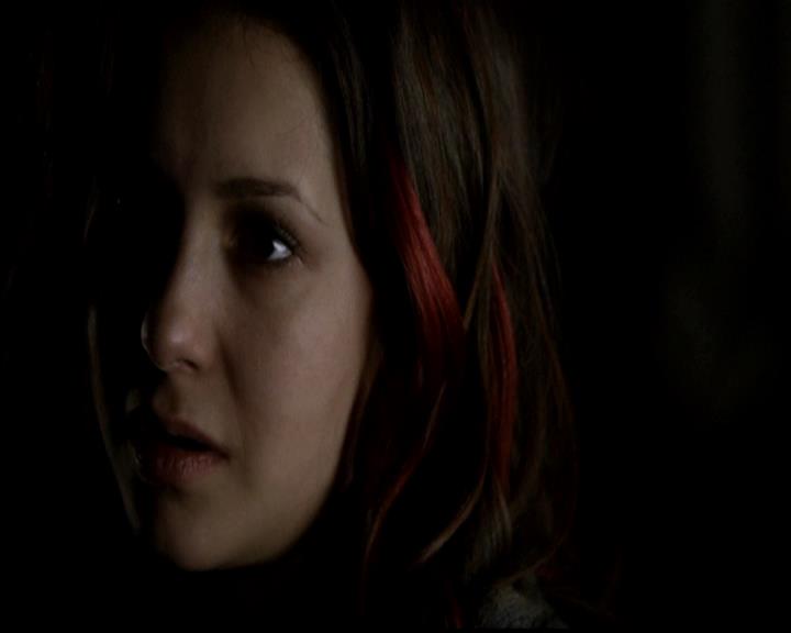 VampireDiariesWorld-dot-org_4x21ShesComeUndone0881.jpg