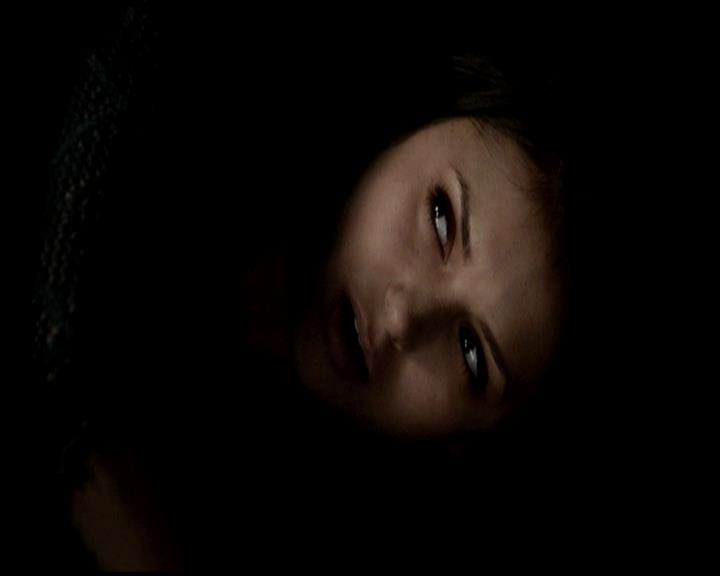 VampireDiariesWorld-dot-org_4x21ShesComeUndone0901.jpg