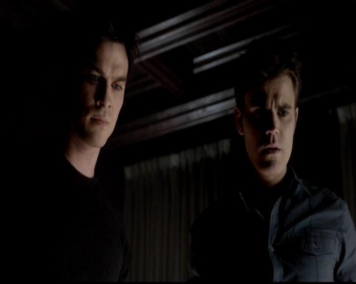 VampireDiariesWorld-dot-org_4x21ShesComeUndone0905.jpg