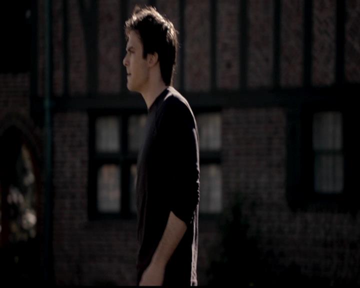 VampireDiariesWorld-dot-org_4x21ShesComeUndone0920.jpg