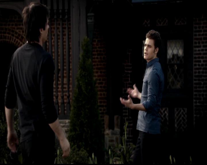 VampireDiariesWorld-dot-org_4x21ShesComeUndone0931.jpg