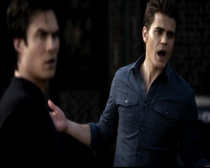 VampireDiariesWorld-dot-org_4x21ShesComeUndone0933.jpg