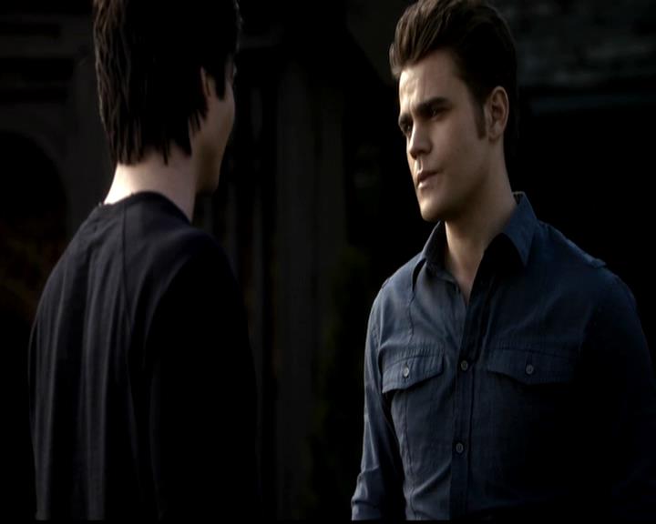 VampireDiariesWorld-dot-org_4x21ShesComeUndone0944.jpg