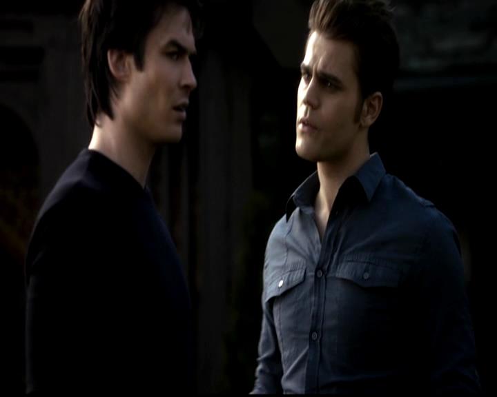 VampireDiariesWorld-dot-org_4x21ShesComeUndone0945.jpg