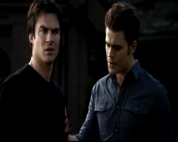 VampireDiariesWorld-dot-org_4x21ShesComeUndone0946.jpg