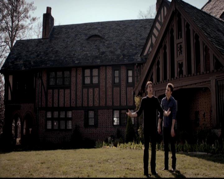 VampireDiariesWorld-dot-org_4x21ShesComeUndone0947.jpg