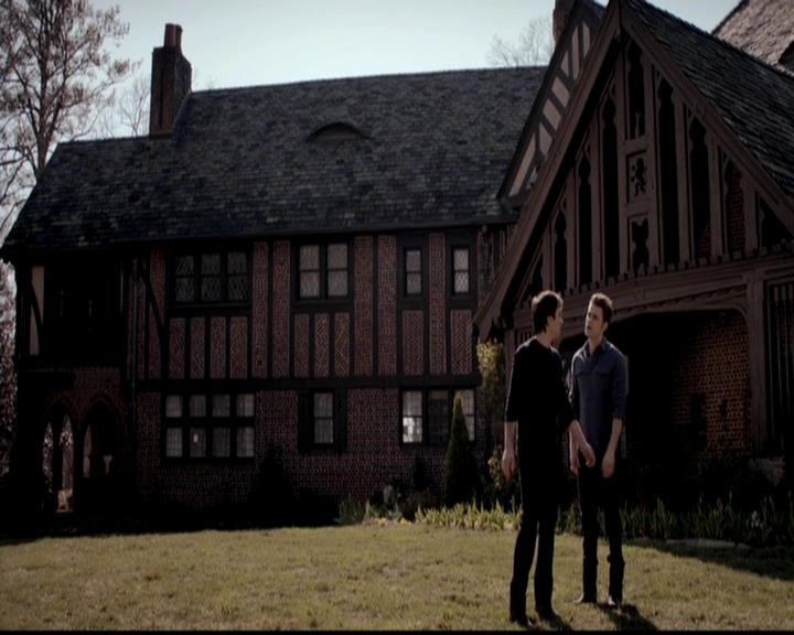 VampireDiariesWorld-dot-org_4x21ShesComeUndone0948.jpg