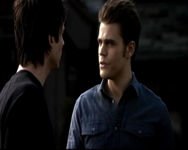 VampireDiariesWorld-dot-org_4x21ShesComeUndone0952.jpg