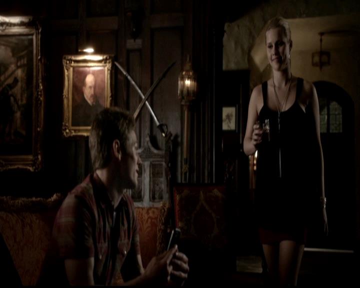 VampireDiariesWorld-dot-org_4x21ShesComeUndone1075.jpg