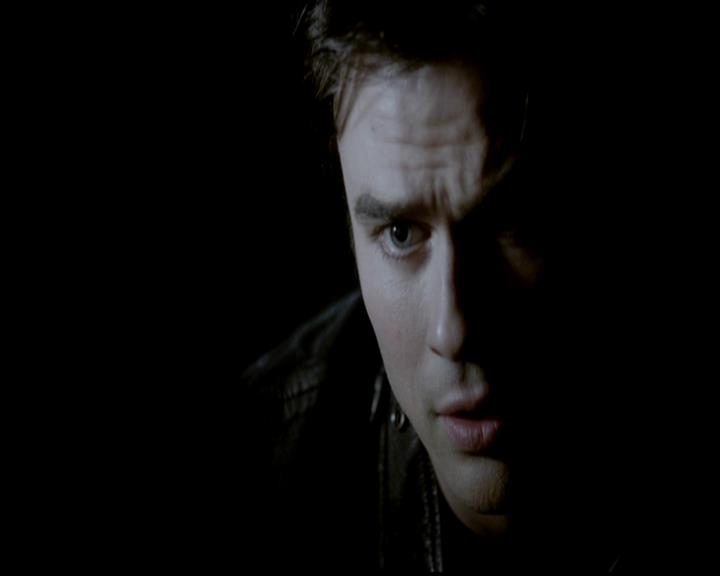 VampireDiariesWorld-dot-org_4x21ShesComeUndone1821.jpg