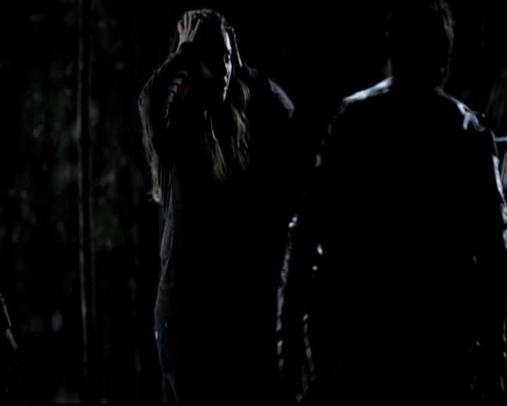 VampireDiariesWorld-dot-org_4x21ShesComeUndone1846.jpg