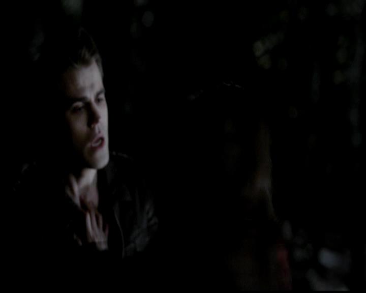 VampireDiariesWorld-dot-org_4x21ShesComeUndone1857.jpg