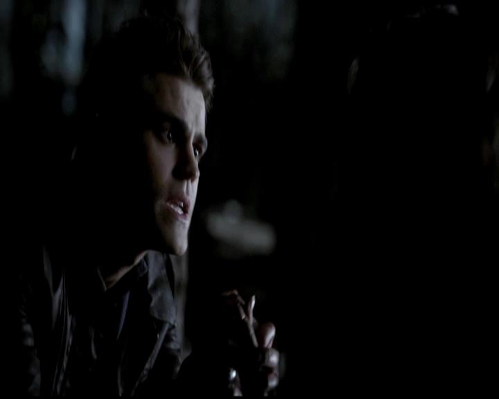 VampireDiariesWorld-dot-org_4x21ShesComeUndone1864.jpg